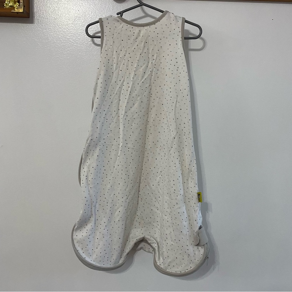 Nested Bean White and Gray Sleep Sack Size Medium - Picture 2 of 5